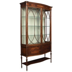 Edwardian Mahogany Bow Front Display Cabinet