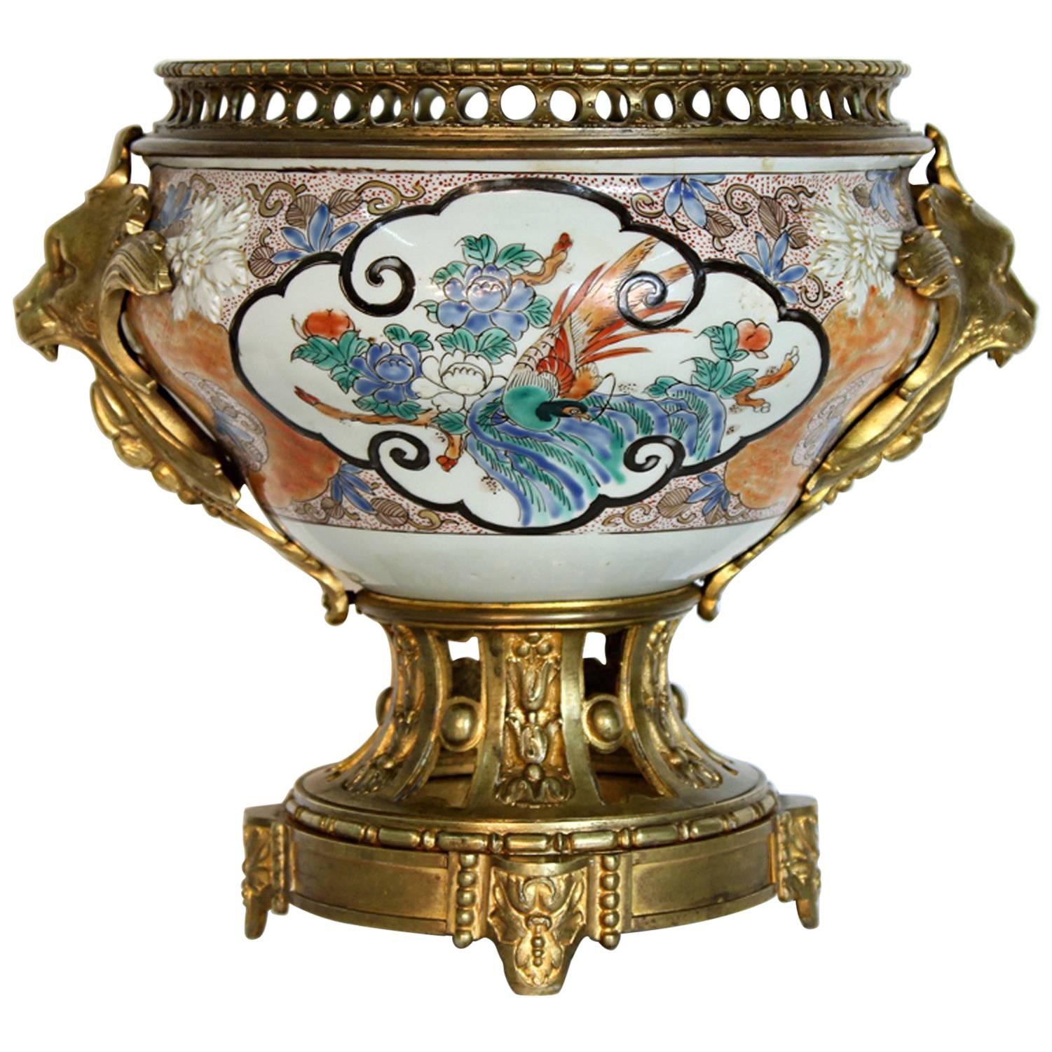 Antique Oriental Asian Porcelain Centerpiece, 18th Century For Sale