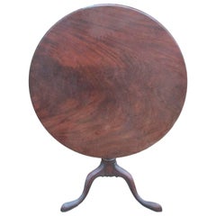 Table à plateau basculant en acajou de style géorgien du XVIIIe siècle