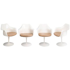 Set of Four Eero Saarinen Fiberglass Tulip Armchairs