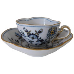 19th Century Meissen Porcelain Blue Onion with Gold Cup and Saucer