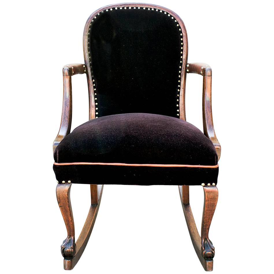 American Empire Style Rocking Chair in Oak, circa 1890 For Sale