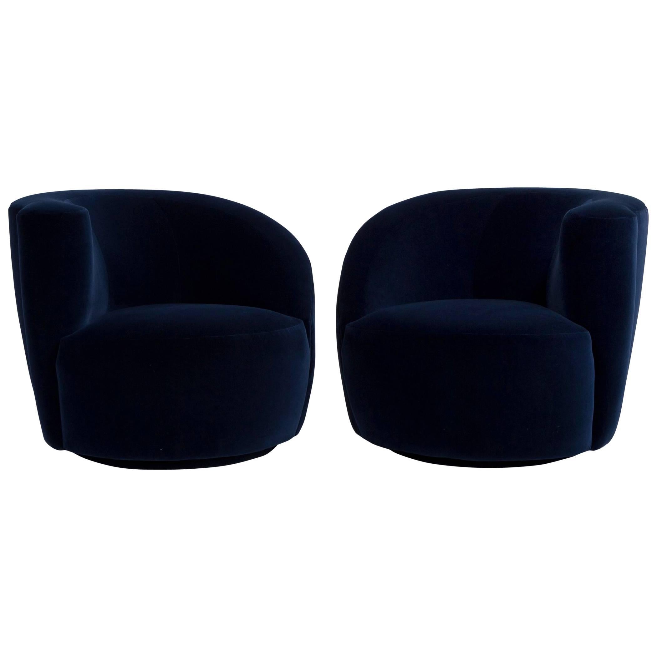 Pair of Vladimir Kagan Designed Nautilus Swivel Chairs, 1990s