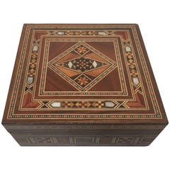 Middle Eastern Syrian Inlaid Marquetry Mosaic Box with a Set of Six Coasters 7
