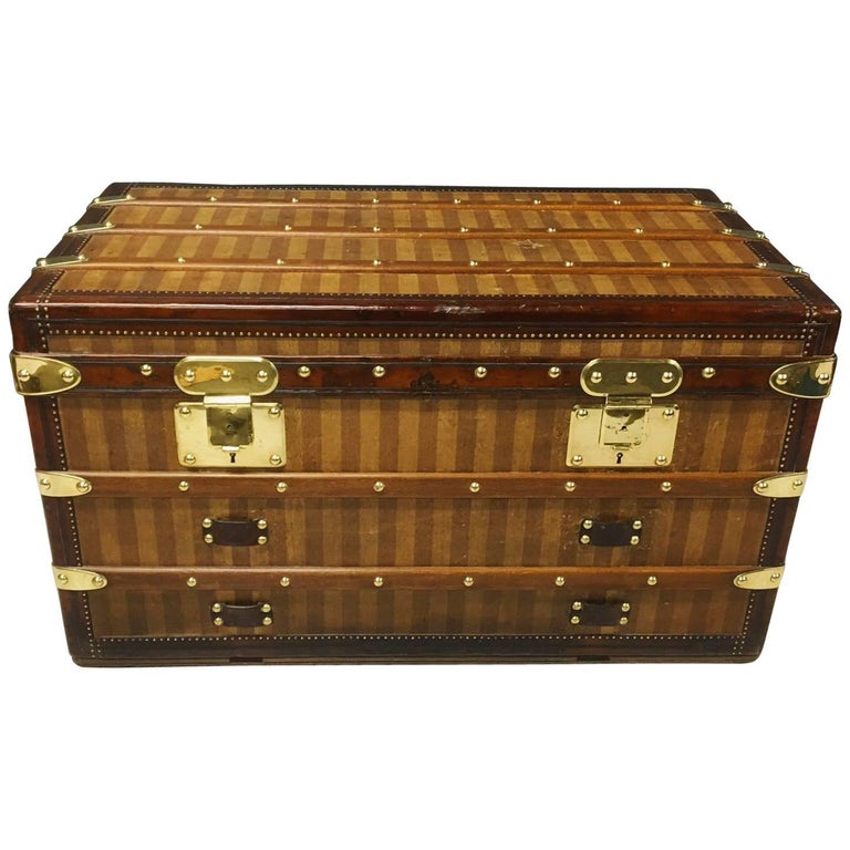 Rare 1870s Louis Vuitton Rayee Hatbox Trunk – ILWT - In Luxury We Trust