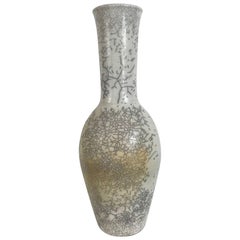 Exquisite Nancee Meeker Raku Pottery Vase with Impressive Crackling