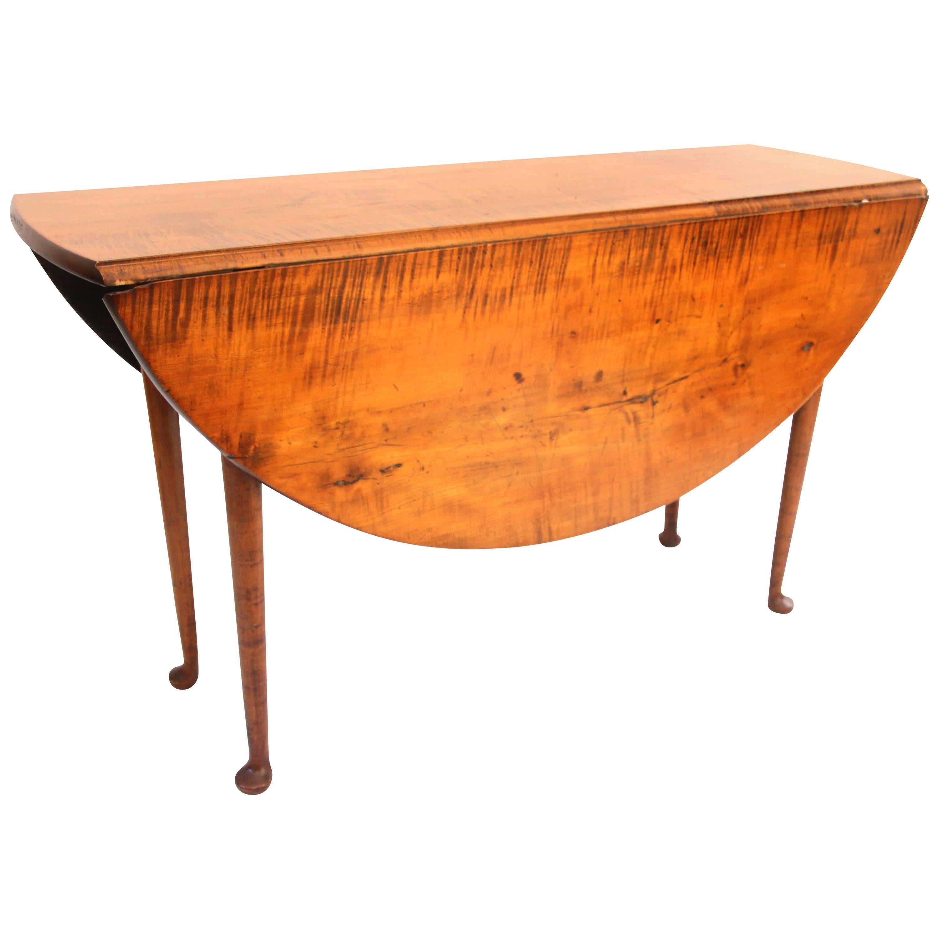 18th Century, New England Queen Anne Tiger Maple Drop-Leaf Table