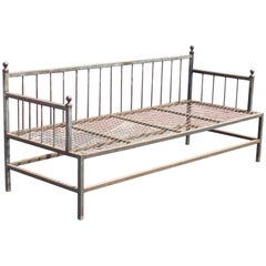 Classical Iron Daybed 