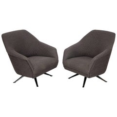 Pair of Italian Swiveling Lounge Chairs, Knoll Fabric, Attributed to Gio Ponti