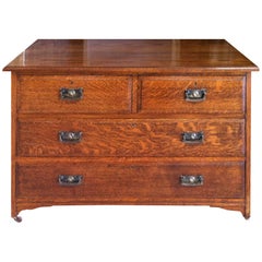 Arts and Crafts Movement Chest of Drawers in Quarter-Sawn Oak