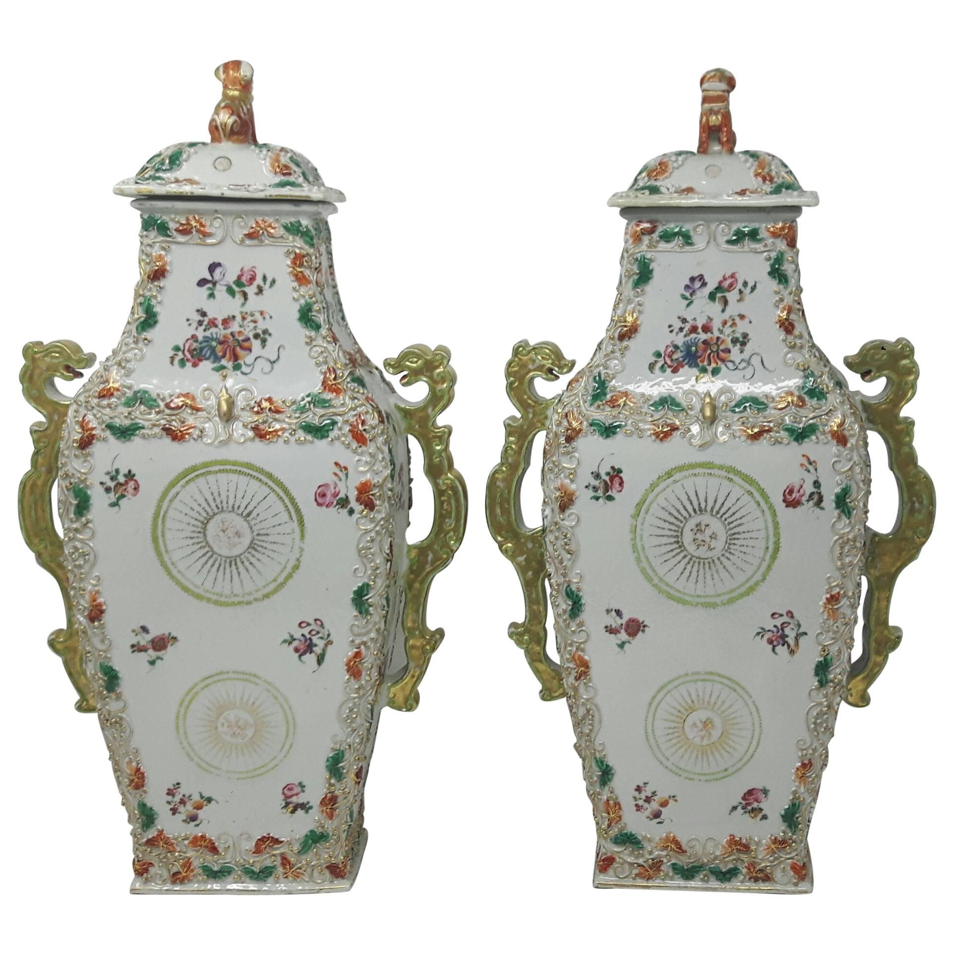 Vases d'exportation chinoise de la Famille Rose du 18e siècle, vers 1750