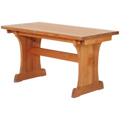 Extendable Table by Axel Einar Hjorth
