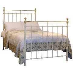 Antique Cream Cast Iron and Brass Bed MD53