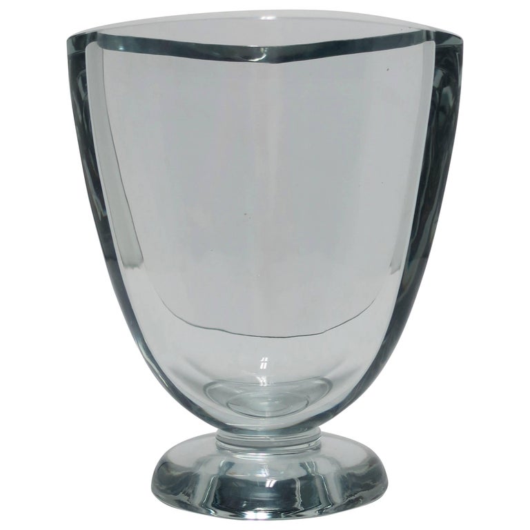 Scandinavian Modern Crystal Glass Vase For Sale at 1stdibs