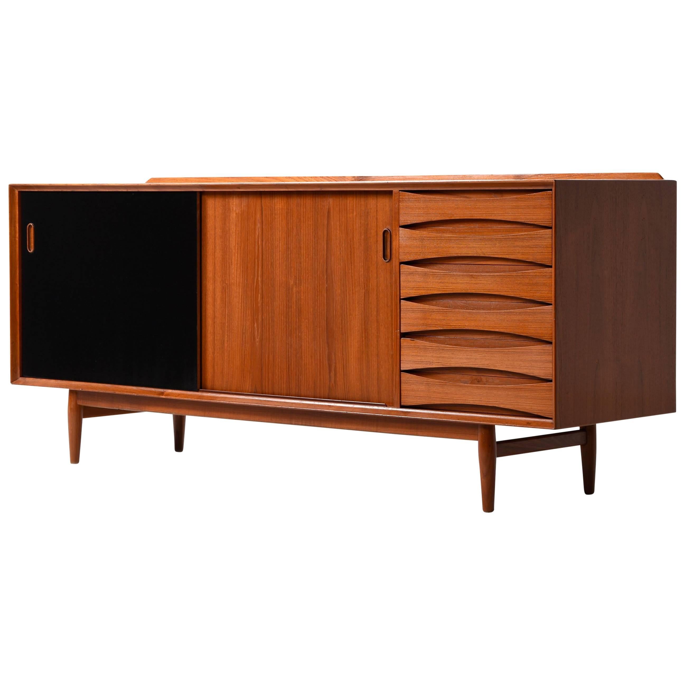 Arne Vodder Sibast Credenza with Reversible Doors, circa 1950s