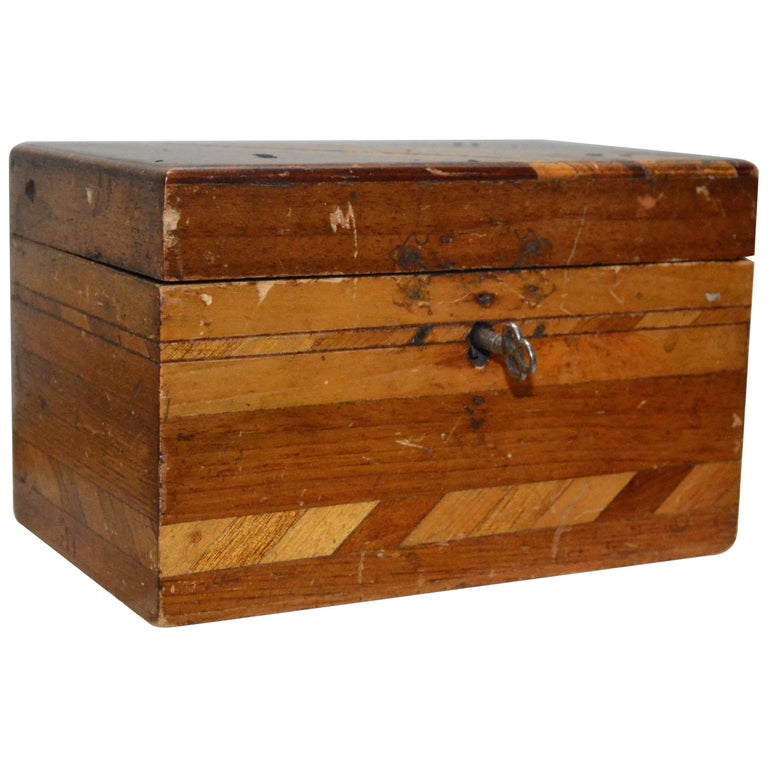 Small Wooden Inlaid Box with Key For Sale at 1stdibs