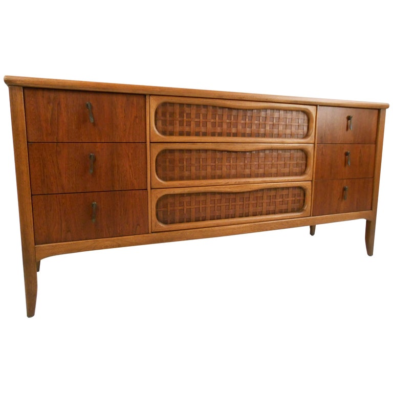 Mid Century Modern Nine Drawer Dresser With Woven Front By Lane