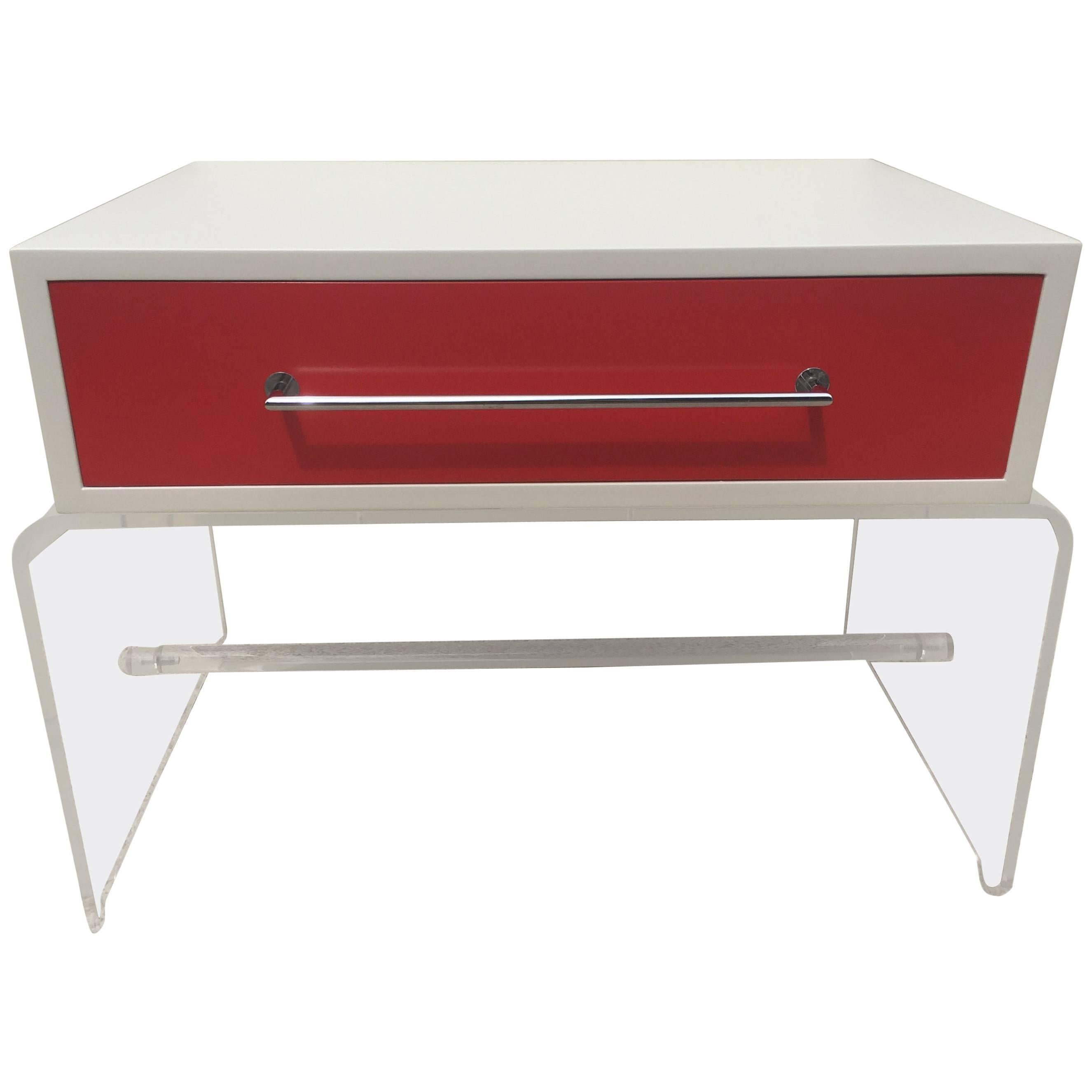 Tommi Parzinger Lucite White and Red Lacquered End Table/Nightstand