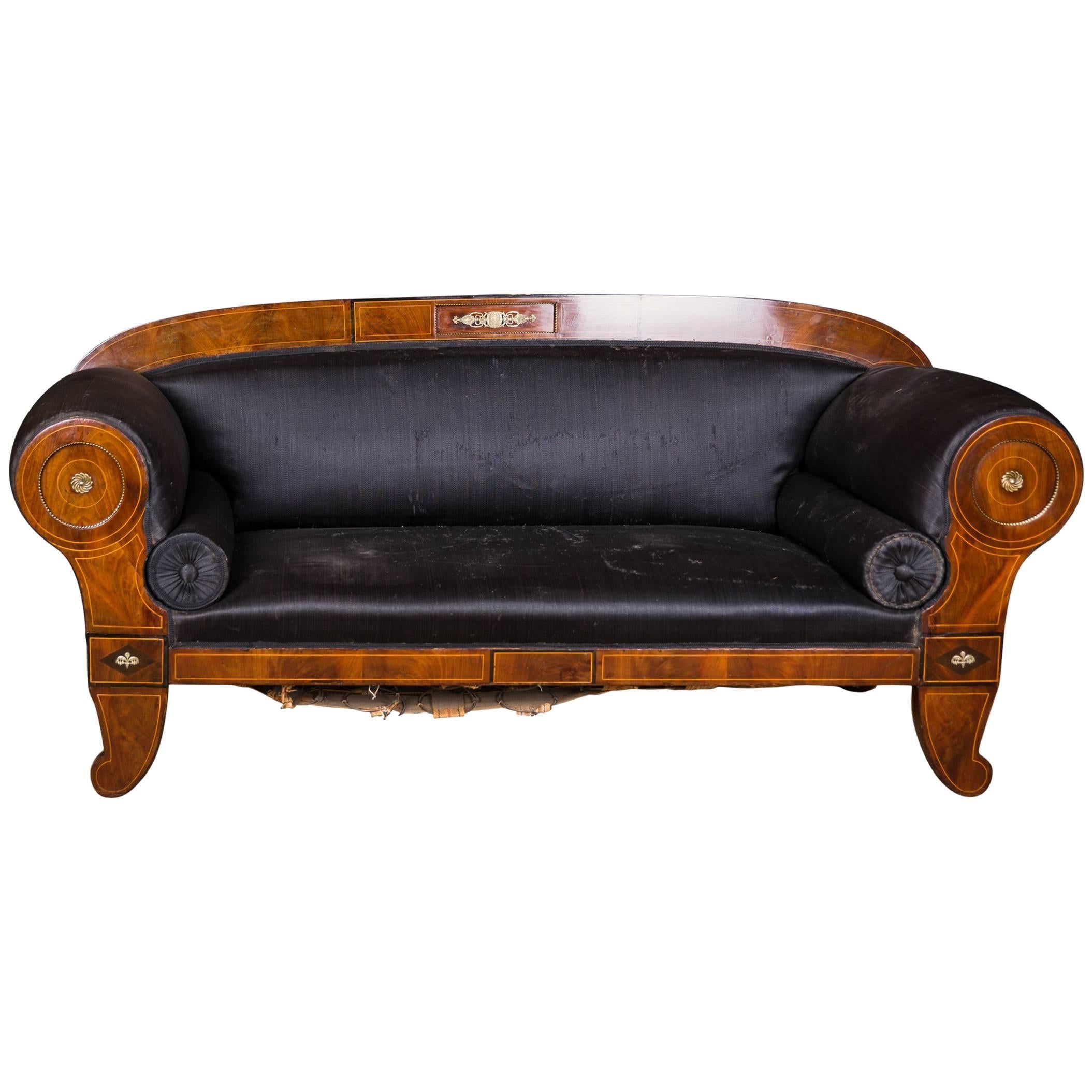 19th Century, Elegant Biedermeier Sofa circa 1830 Mahogany