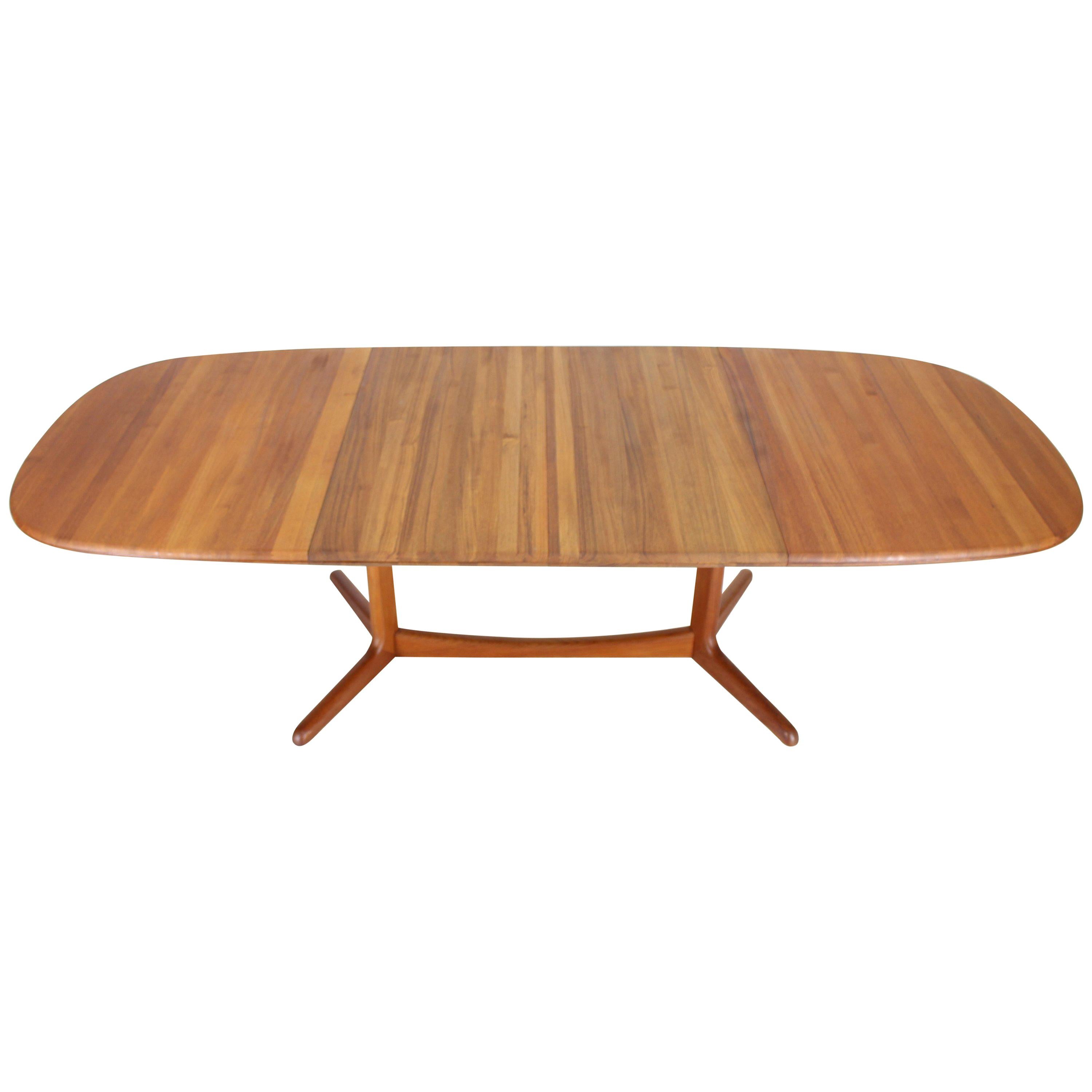Solid Teak Danish Mid-Century Modern Dining Table with Two Leafs