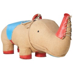 Therapeutisches Spielzeug Nashorn von Renate Müller