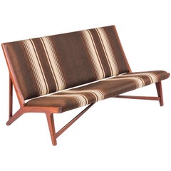 Hans Wegner Settee for Johannes Hansen