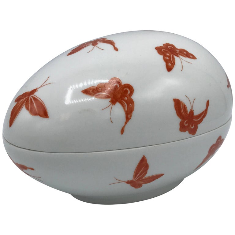 1980s Mottahedeh White Porcelain Egg Shaped Dish with Orange Butterfly