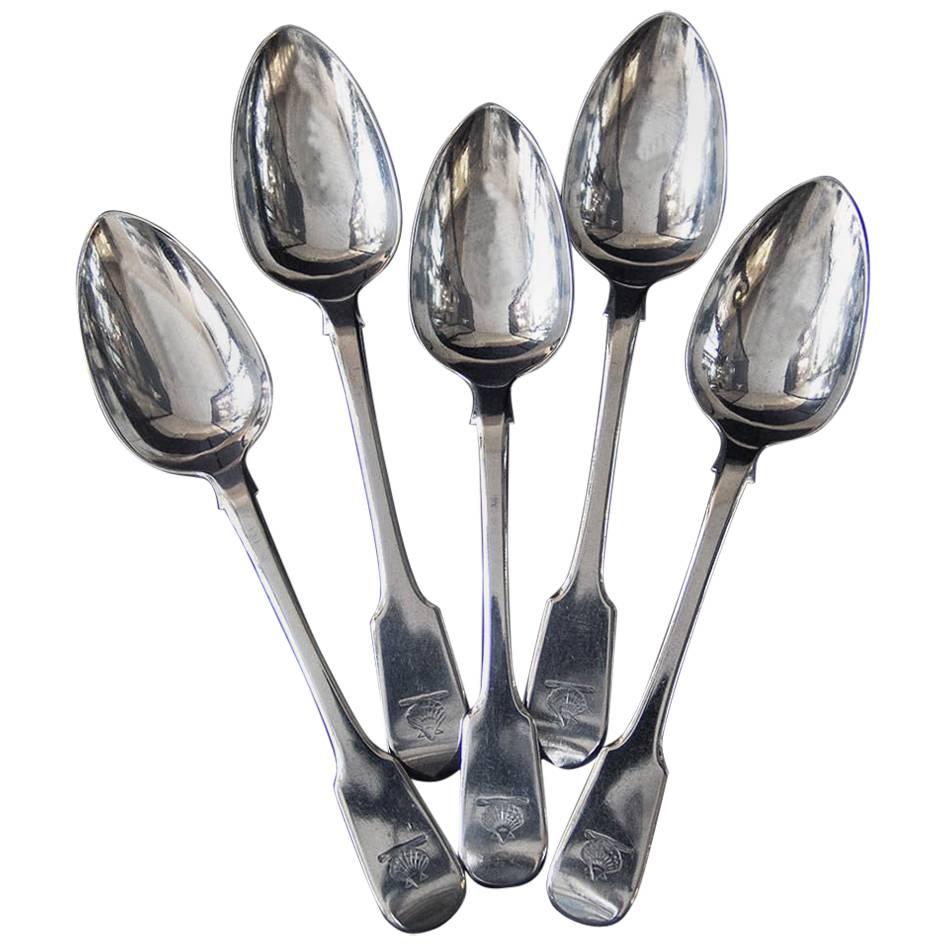 Set of Five Georgian Silver Fiddle Pattern Table Spoons For Sale