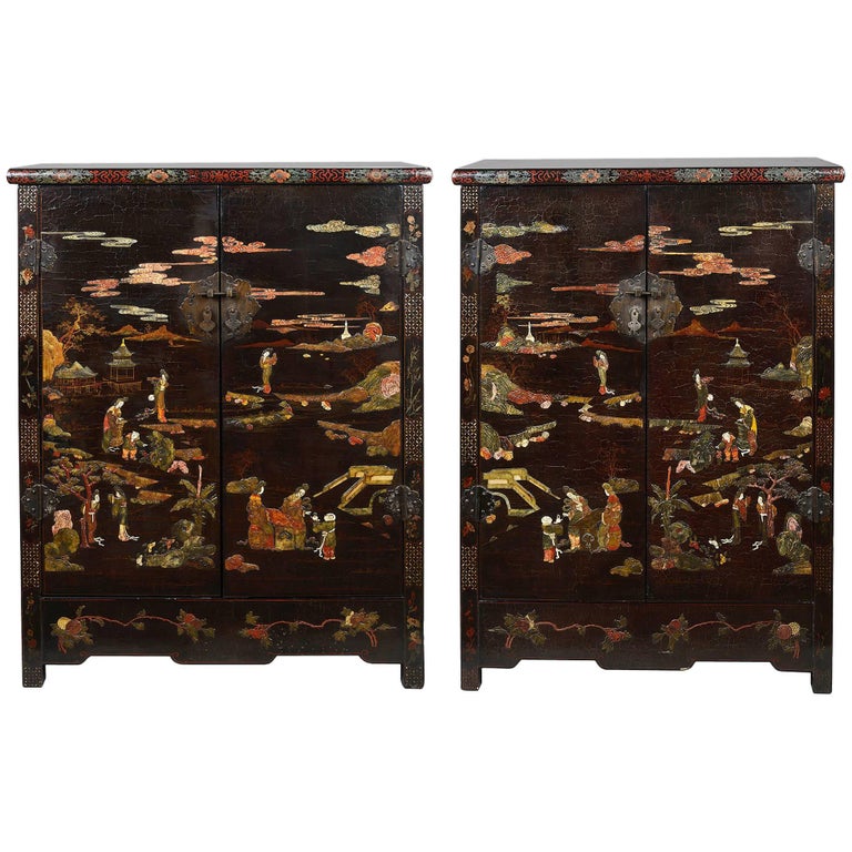 Chinese Coromandel lacquer side cabinets, 1820
