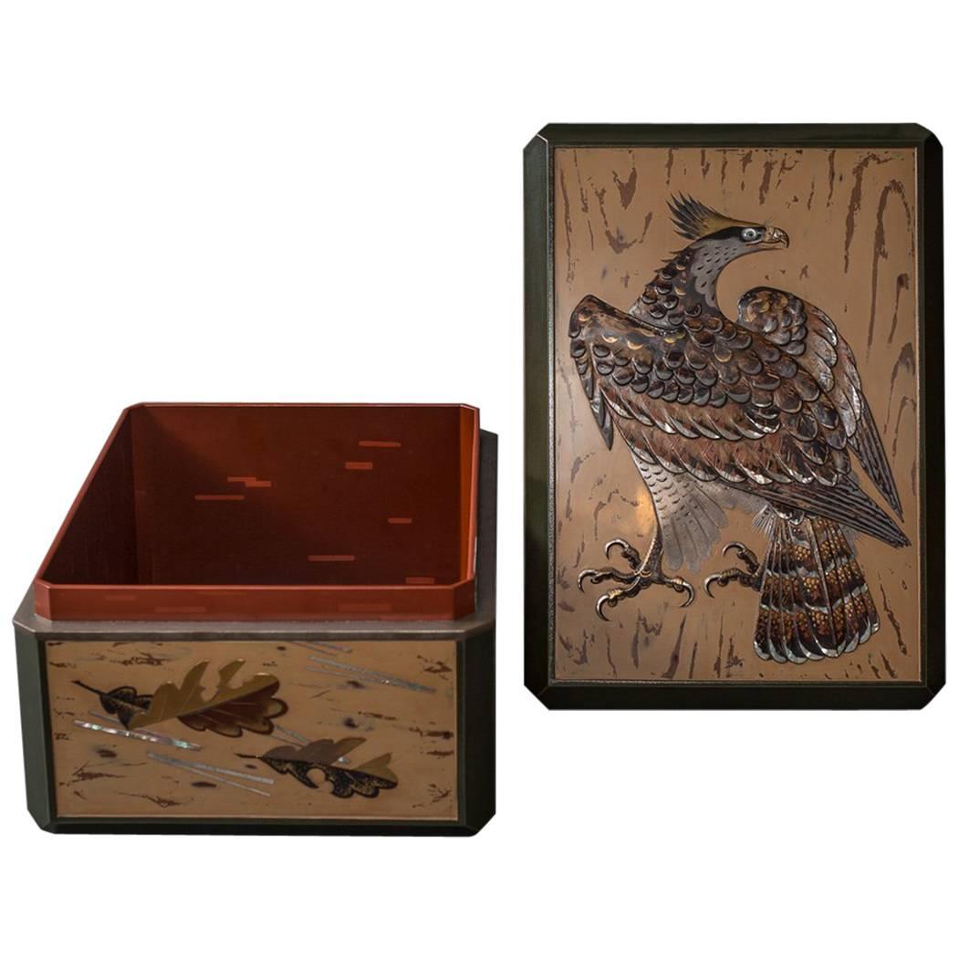 Japanese antique lacquer document box with elaborate hawk and faux oak grain, Late Meiji (1868 - 1912) / Early Taisho (1912 - 1926) period lacquer box with impressively rendered hawk in MOP with a glass eye, silver and gold on top of a faux white