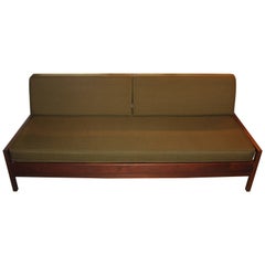 Mid-Century Modern Daybed Sofa 1
