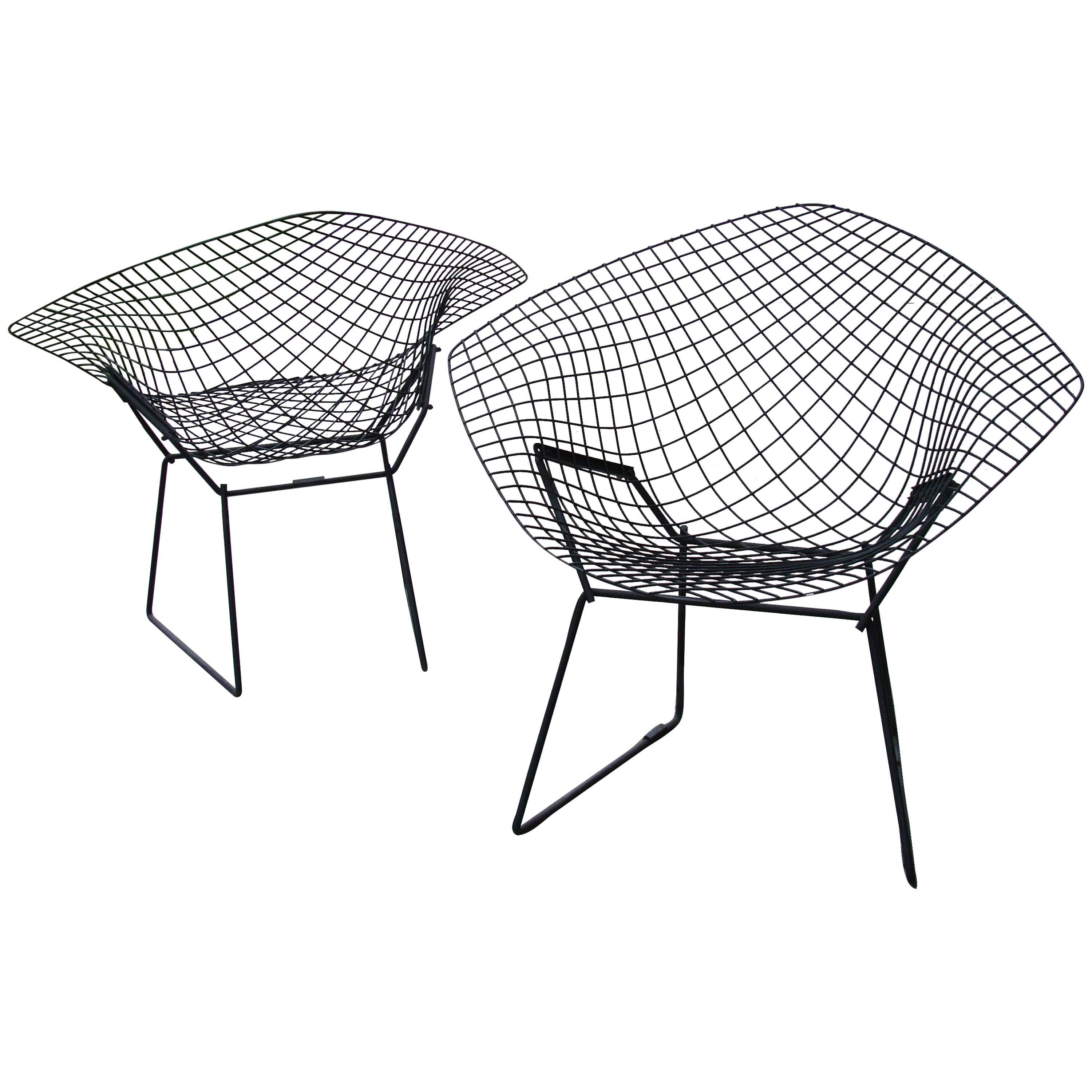 Pair of Early Harry Bertoia for Knoll Black Wire Diamond Chairs For Sale