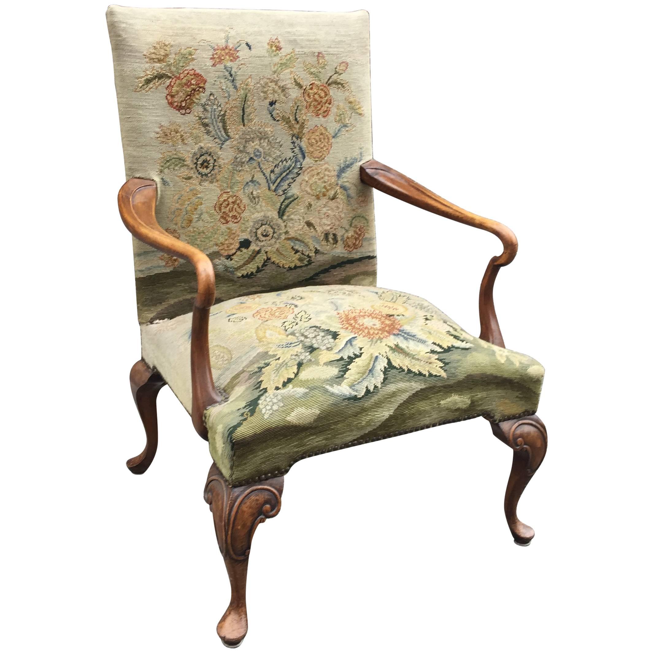 Queen Anne-Sessel aus geschnitztem Holz und Wandteppich, Beginn des 20. Jahrhunderts
