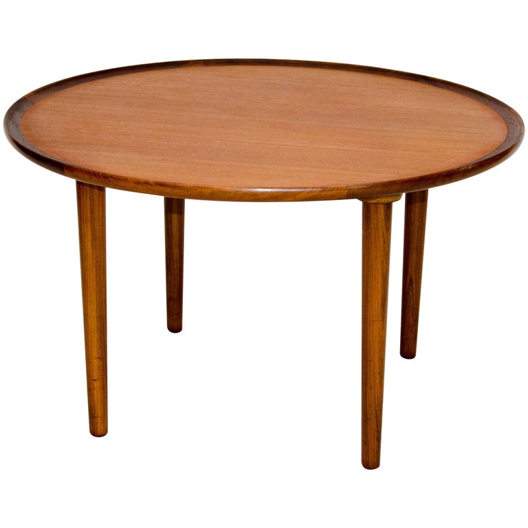 Small Round Danish Teak Coffee or End Table at 1stdibs
