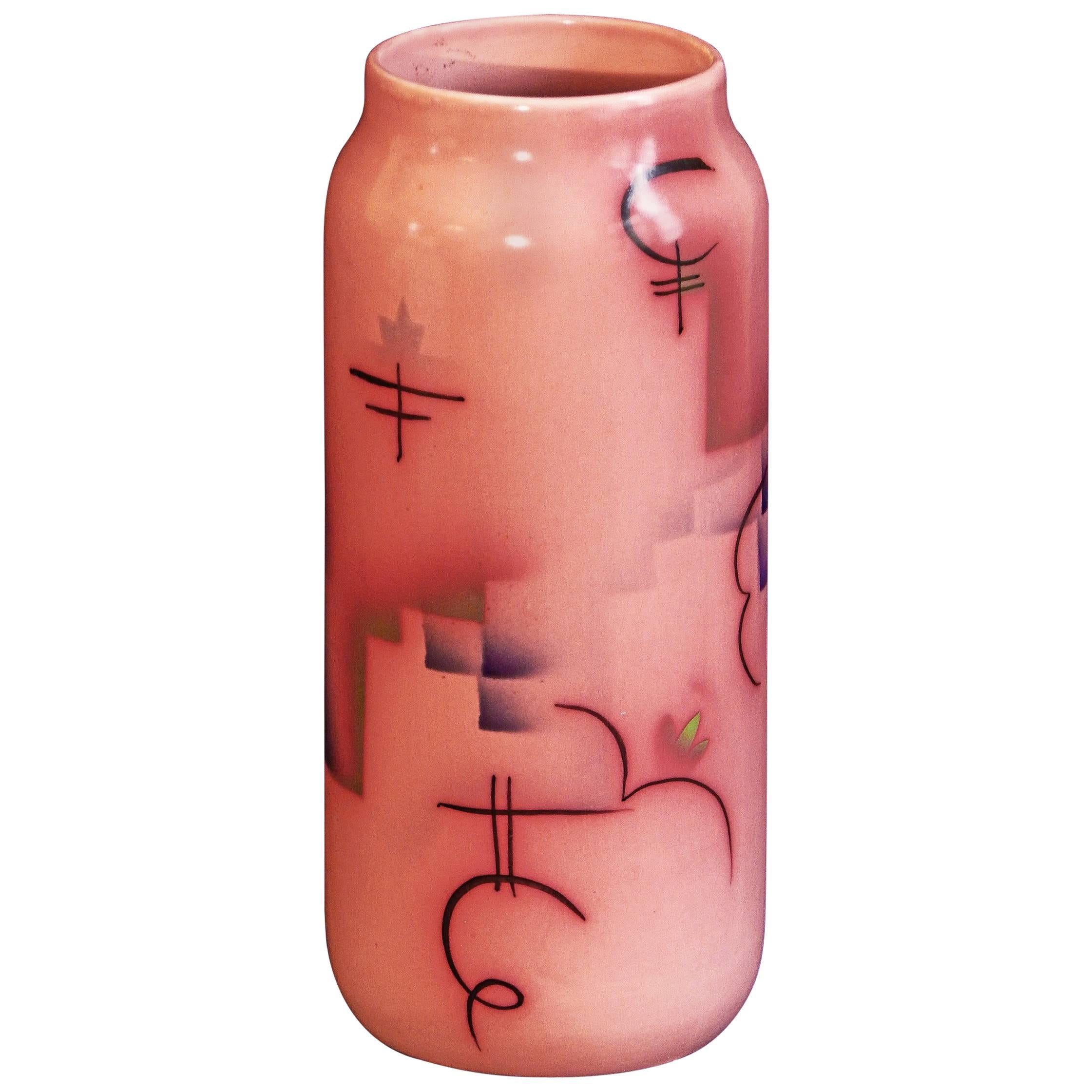 Vaso secessionista, rosa rossastro con glifi influenzati dalla Wiener Werkstatte