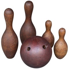 Antike handgedrechselte Lignum Vitae Eisenholz Bowlingkugel Vier Pins Hand Made Craft