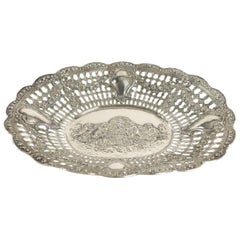 19th Century Sterling Silver Pierced Dish with Cherubs and Garlands of Flowers 19th Century Sterling Silver Pierced Dish with Cherubs and Garlands of Flowers