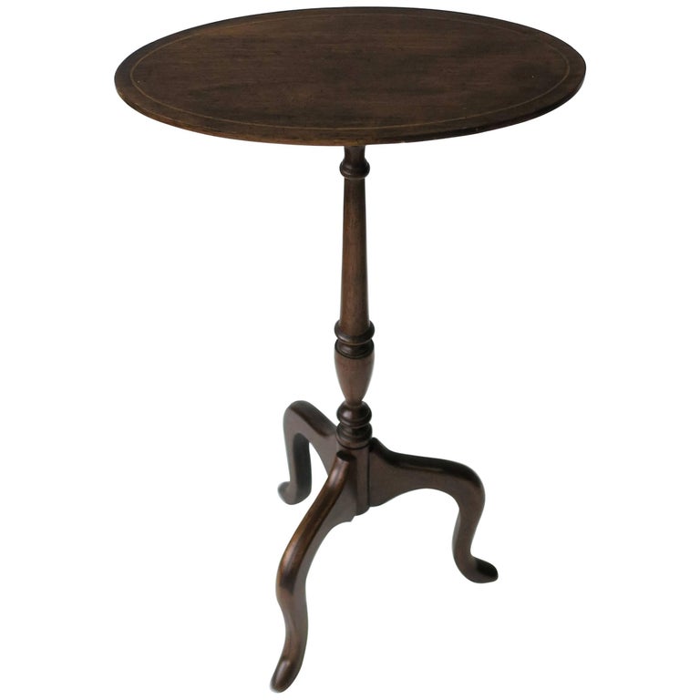 Early 20th Century Queen Anne Mahogany TiltTop Side Table at 1stDibs