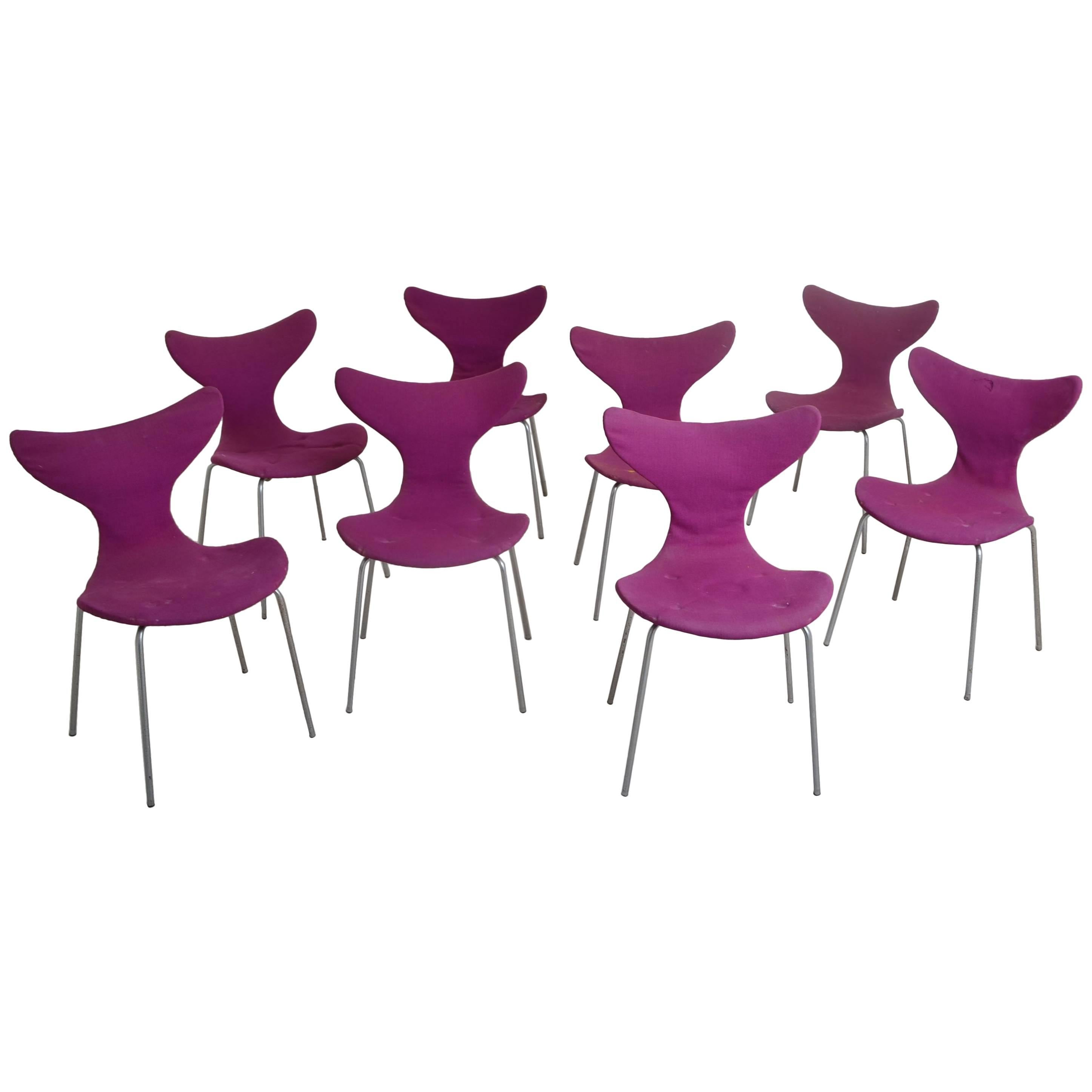 Eight Arne Jacobsen Lily Chairs, Denmark, circa 1950 For Sale