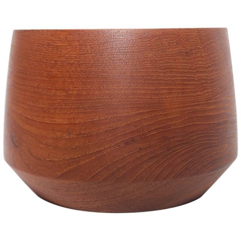A Beautiful Swedish 1970s Teak Bowl from Uppsala Träsvarveri For Sale
