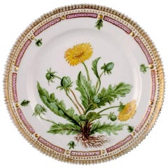 Royal Copenhagen Flora Danica Lunch Plate, Model Number 20 / 3553
