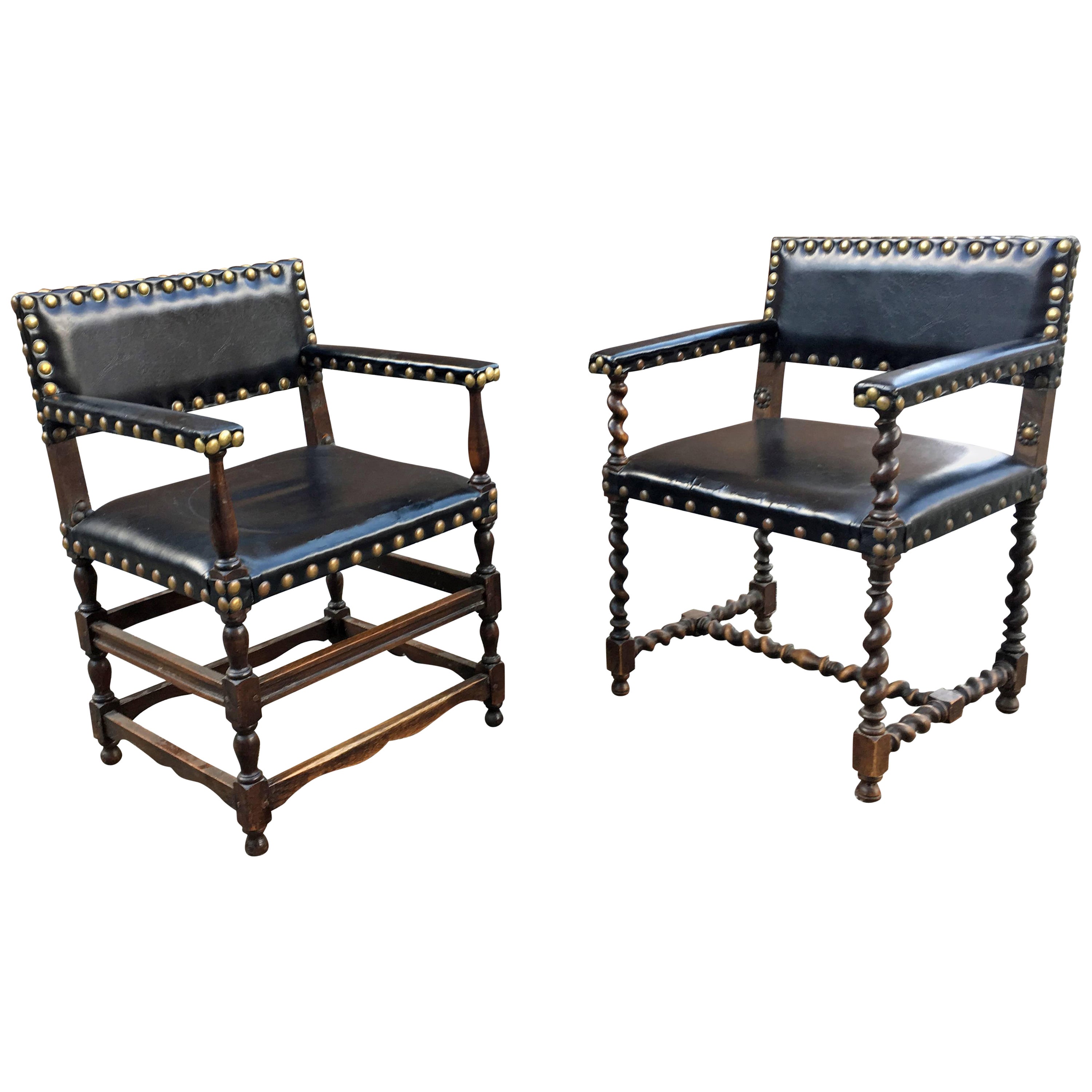 2 Poltrone in stile Luigi XIII del 1900 circa 2 modelli diversi venduti singolarmente