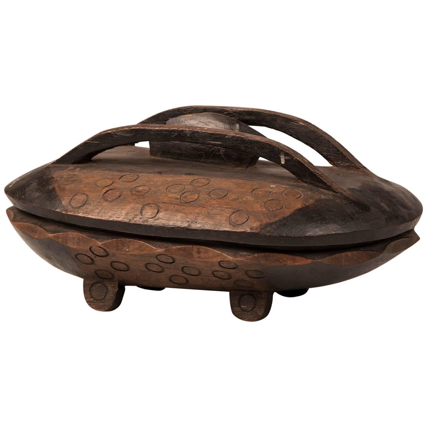 Antique Zambian Food Bowl with Lid Africa, circa 1900 For Sale