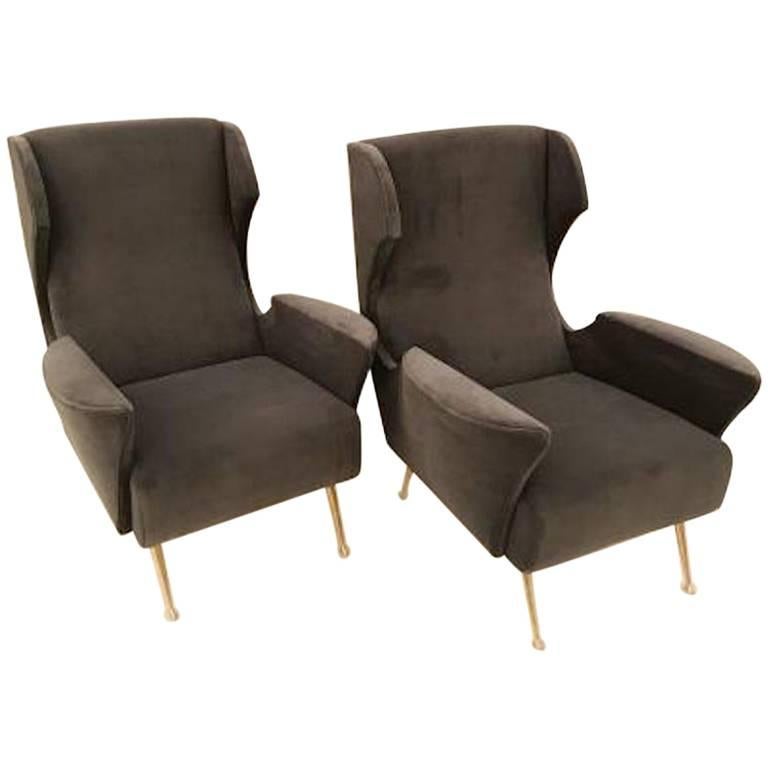 Pair of Mid-Century Club Chairs in the Style of ISA For Sale