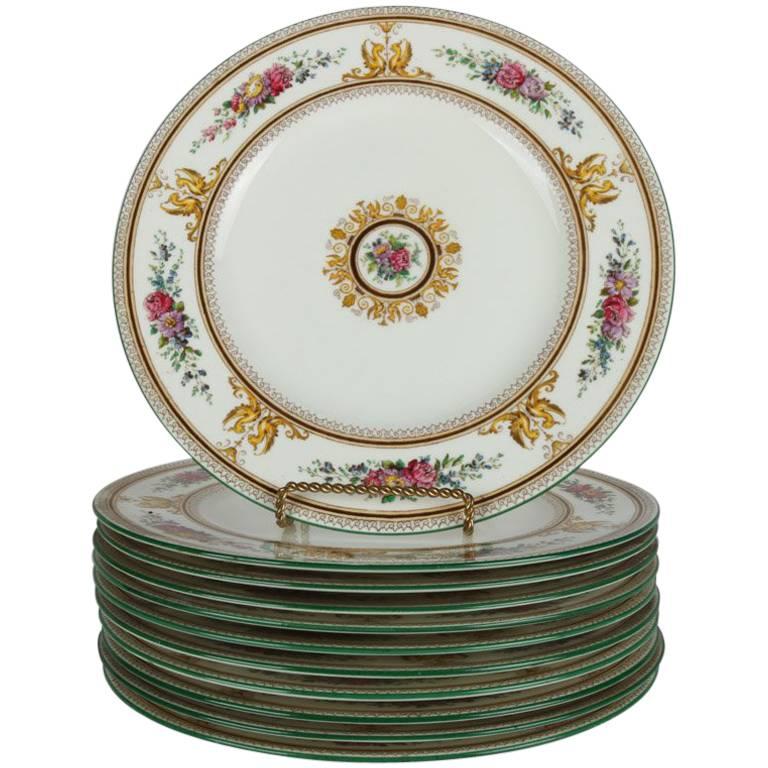 Antique Set of 11 Classical Wedgwood "Columbia" Gilt Porcelain Dinner Plates