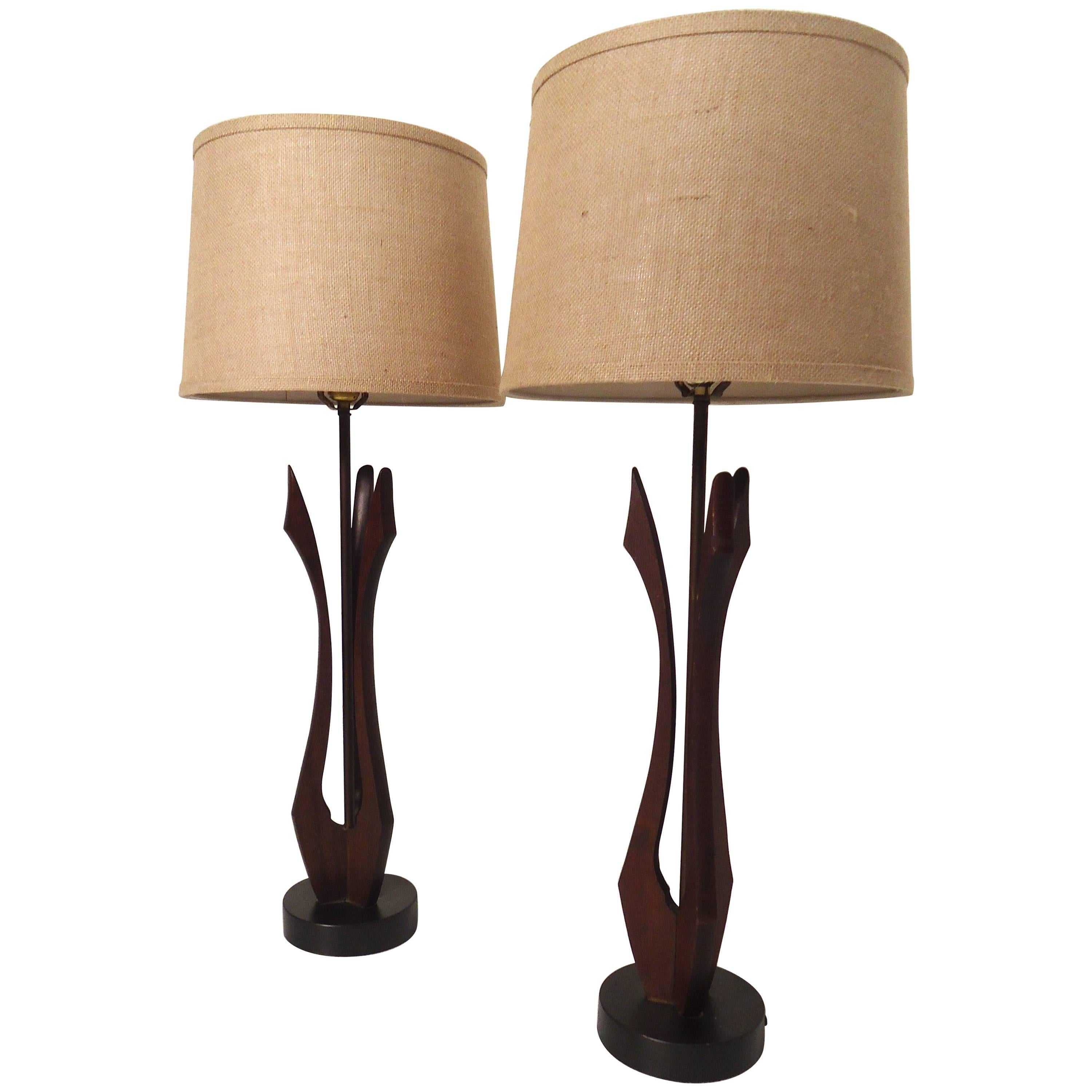Pair of Stylish Mid-Century Modern Lamps