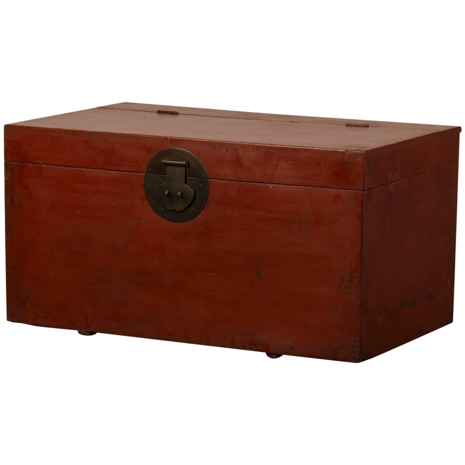 Large Antique Chinese Red Lacquer Trunk Kuang Hsu Period, circa 1875 For Sale