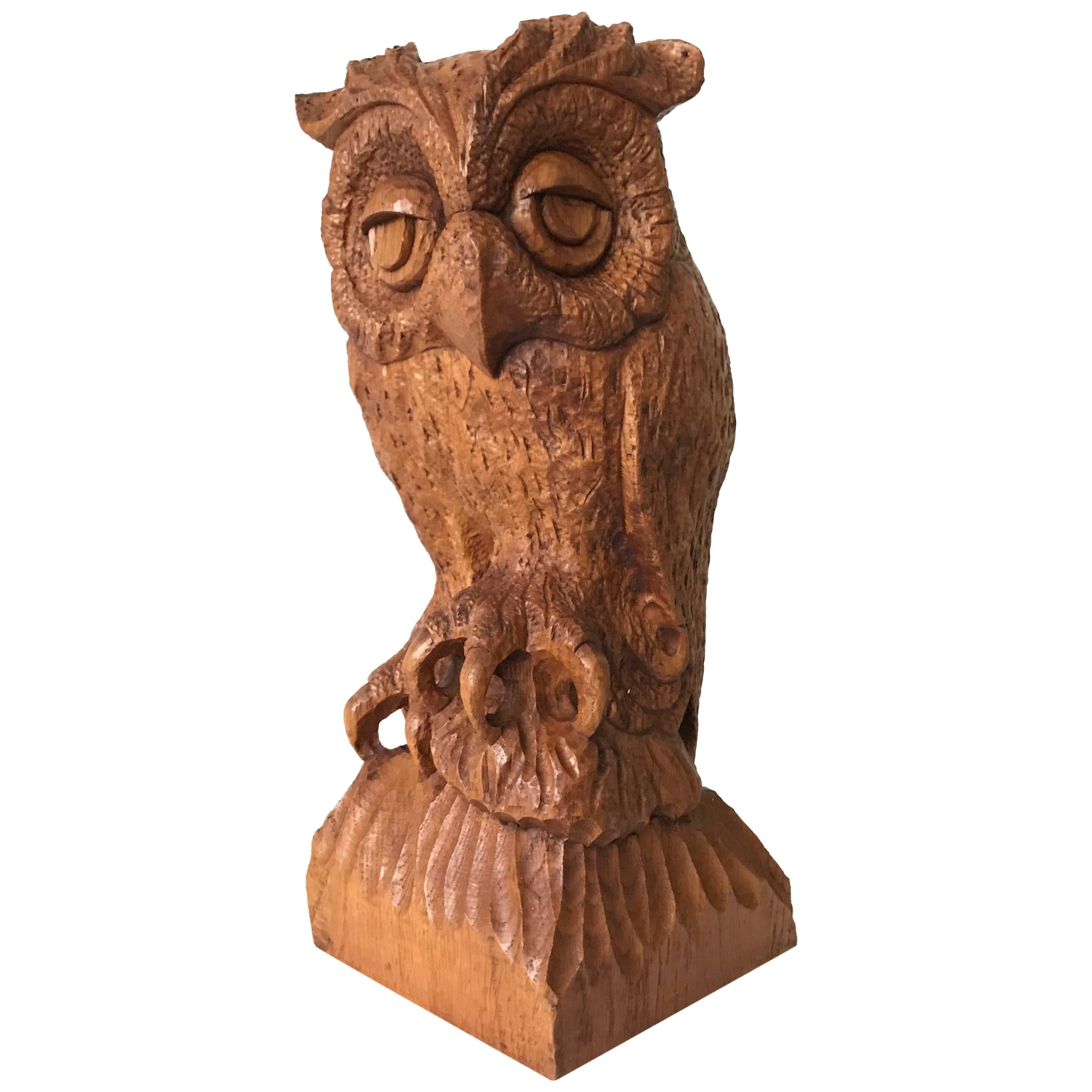 Sizable Mid-20th Century Carved Oak Owl, Rare and Symbol of Learning and Wisdom For Sale