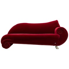 Bretz Gaudi Designer Sofa Red Fabric Chaise longue Recamiere Three-Seat Couch