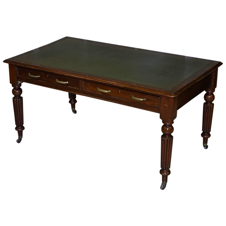 Victorian Walnut Gillows Reeded Legs Leather Partner Desk For Sale